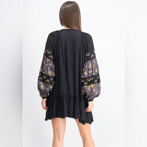 Free People Mix It Up Beaded
Embroidered High-Low Peasant Tunic - Picture 7 of 9